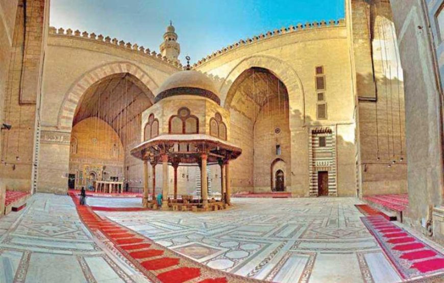 Cairo: Islamic Cairo and Mosques Private Sightseeing Tour