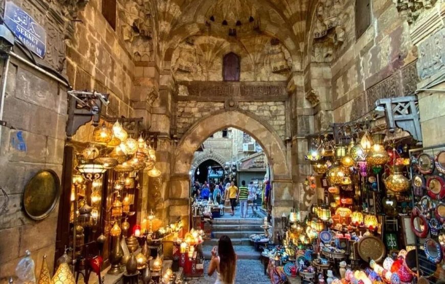 Cairo: Islamic Cairo and Mosques Private Sightseeing Tour